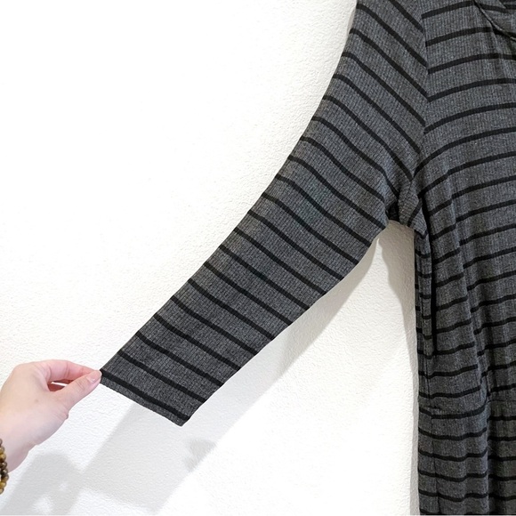 TORRID Gray Black Striped Henley Ribbed Three Quarter Sleeve Dress Size 0 or L - Picture 5 of 8